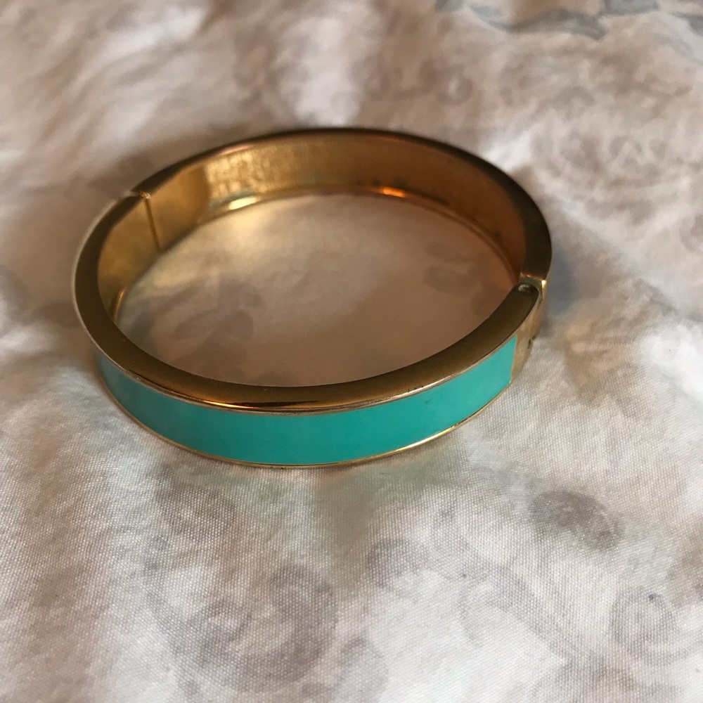 Cuff bracelet - Picture 3 of 5